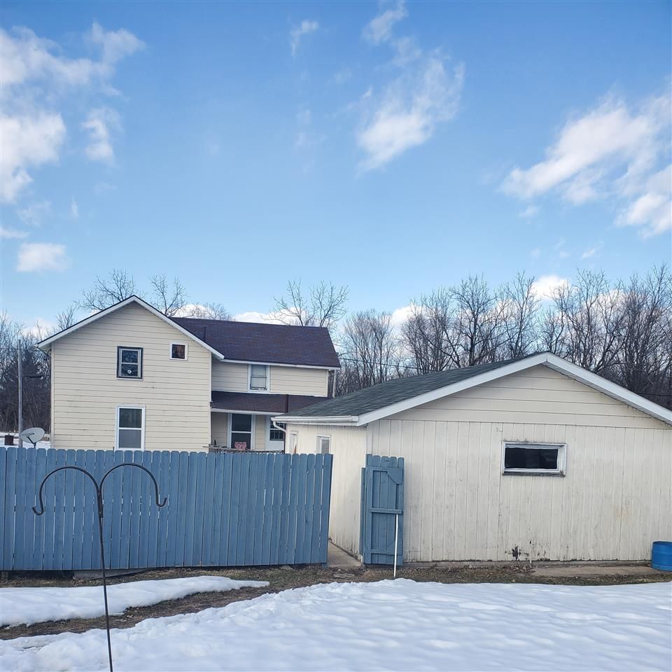 5321 S County Road D, Afton, WI 53501